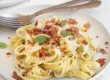 Tagliatelle v omaki s pestom in hrustljavim pršutom Leaneen recept