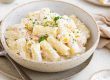 Rigatoni v kremni omaki z lososom in limono Leaneen recept