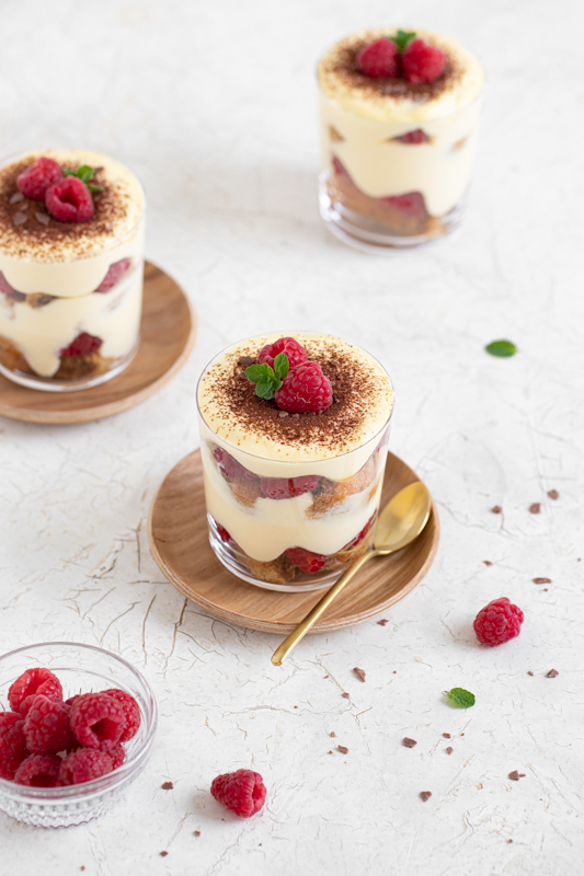 Tiramisu z malinami v kozarcu Leaneen recept Tiramisu z malinami v kozarcu Leaneen recept