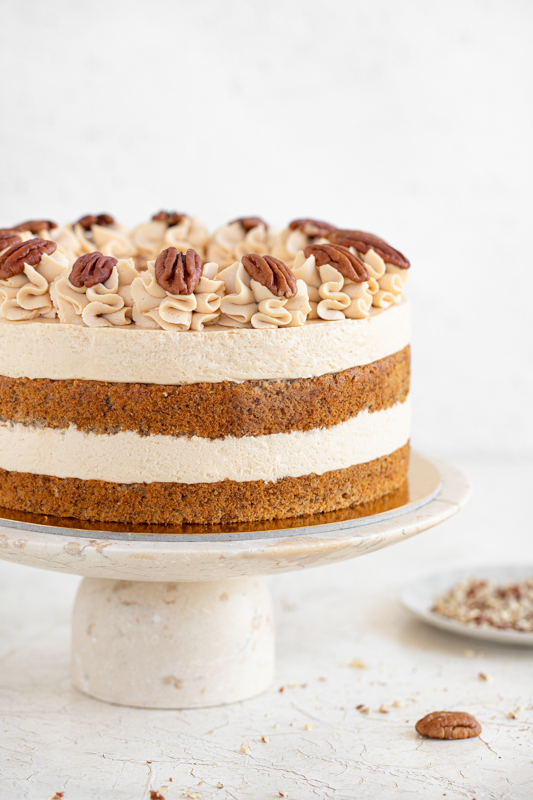 Karamelna torta z jabolki in pekani Leaneen recept Karamelna torta z jabolki in pekani Leaneen recept