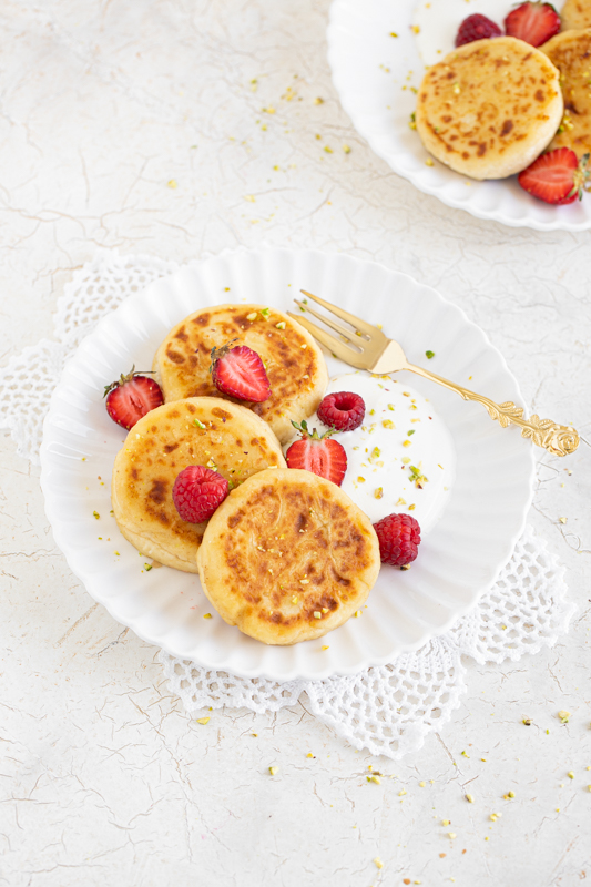 Sirniki (skutne palačinke) Leaneen recept Sirniki (skutne palačinke) Leaneen recept