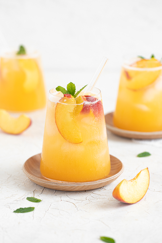 Breskova limonada Leaneen recept Breskova limonada Leaneen recept